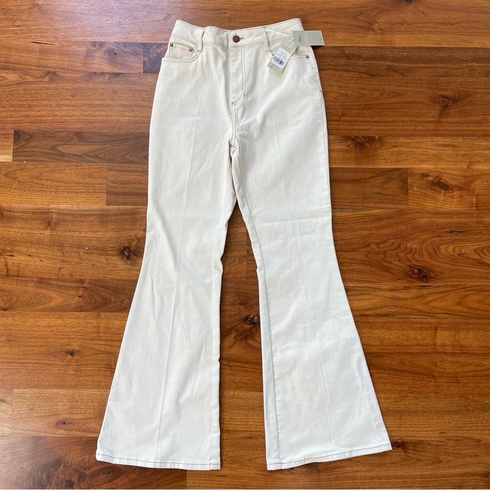 Boden Women’s High Waist Smart Flare Jeans in Ecru US Size 4 R - Picture 2 of 16